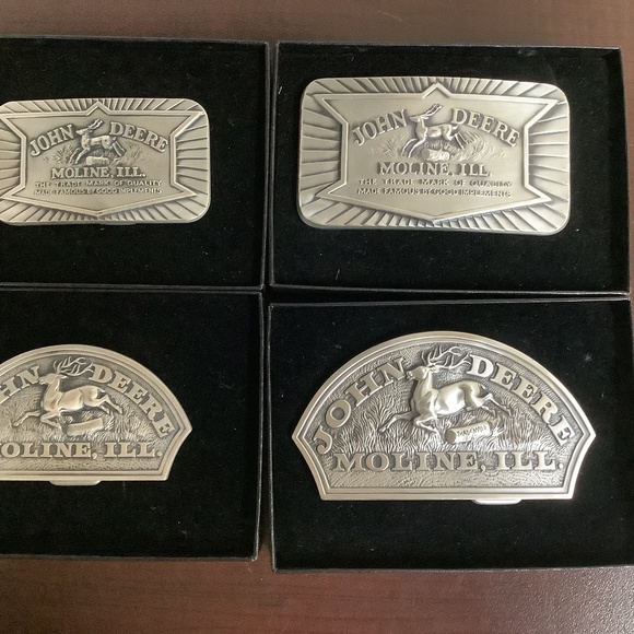 JOHN DEERE belt buckle sets - Picture 1 of 1